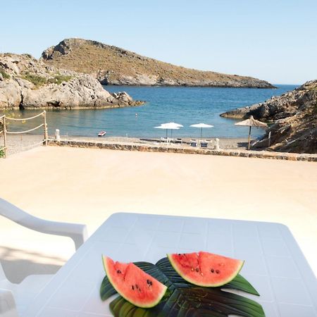 Beachfront Studio Kyma West ~ Crete'S Hidden Gem Kaloí Liménes Exterior foto
